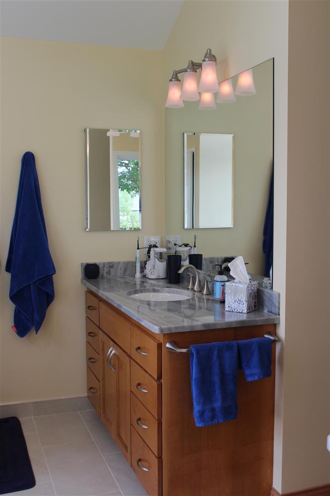 Franksville Remodel Vanity